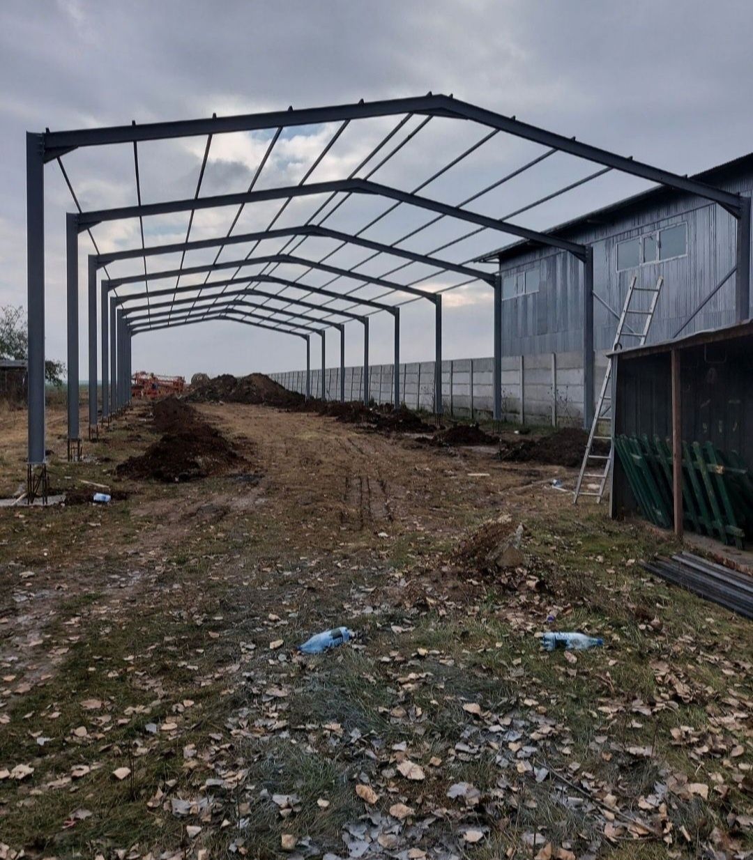 Vand hala pe structura metalica diferite dimensiuni preț de producător