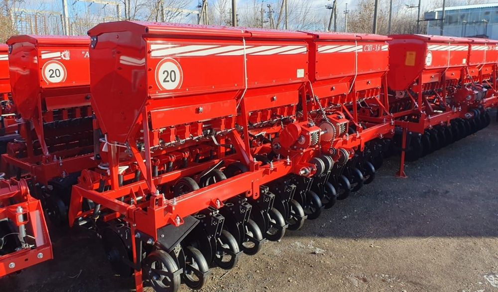 Сеялка  зернотуковая прессовая СЗП-3.6