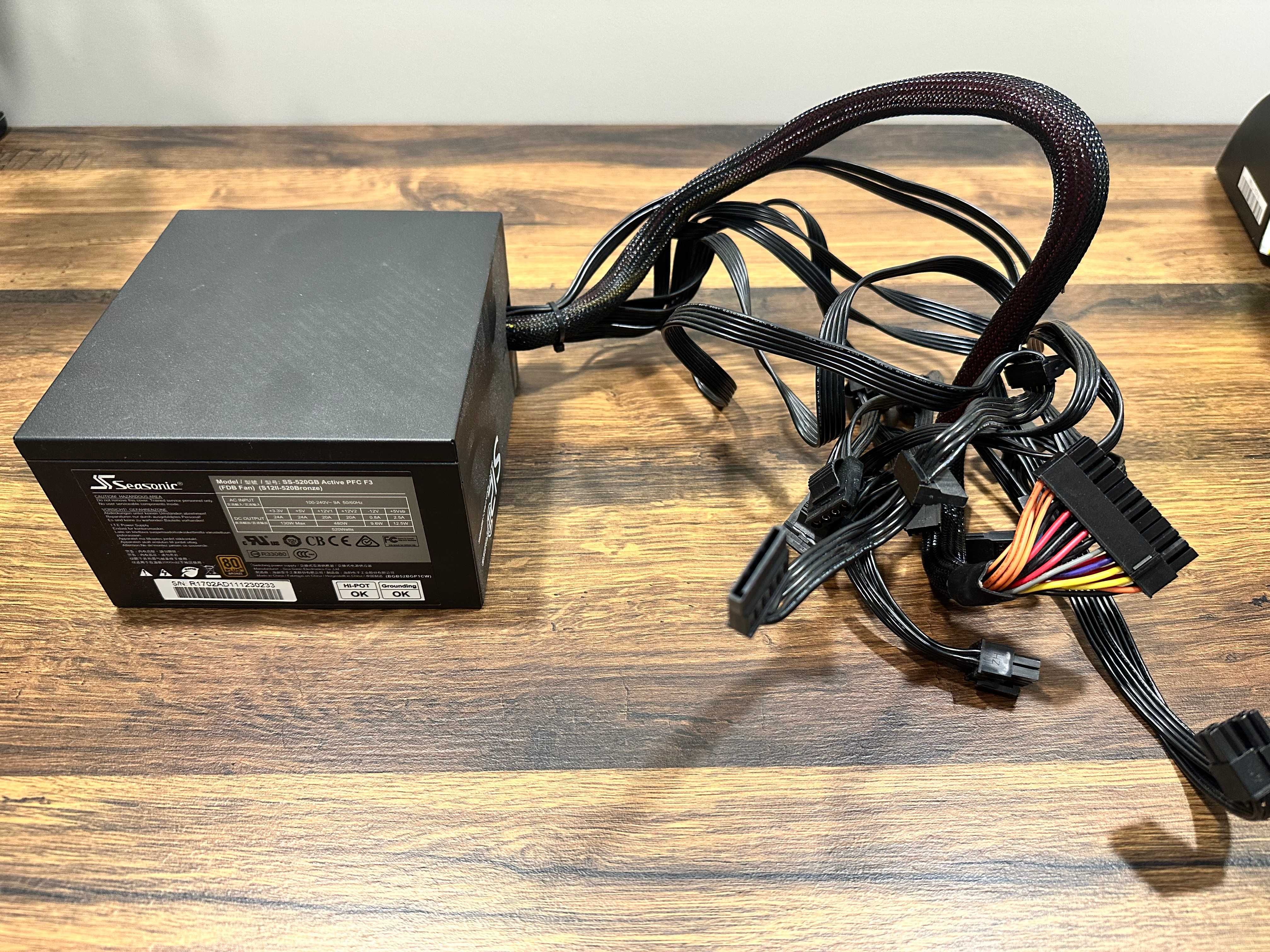 Componente PC - Placa de baza, procesor, RAM, sursa