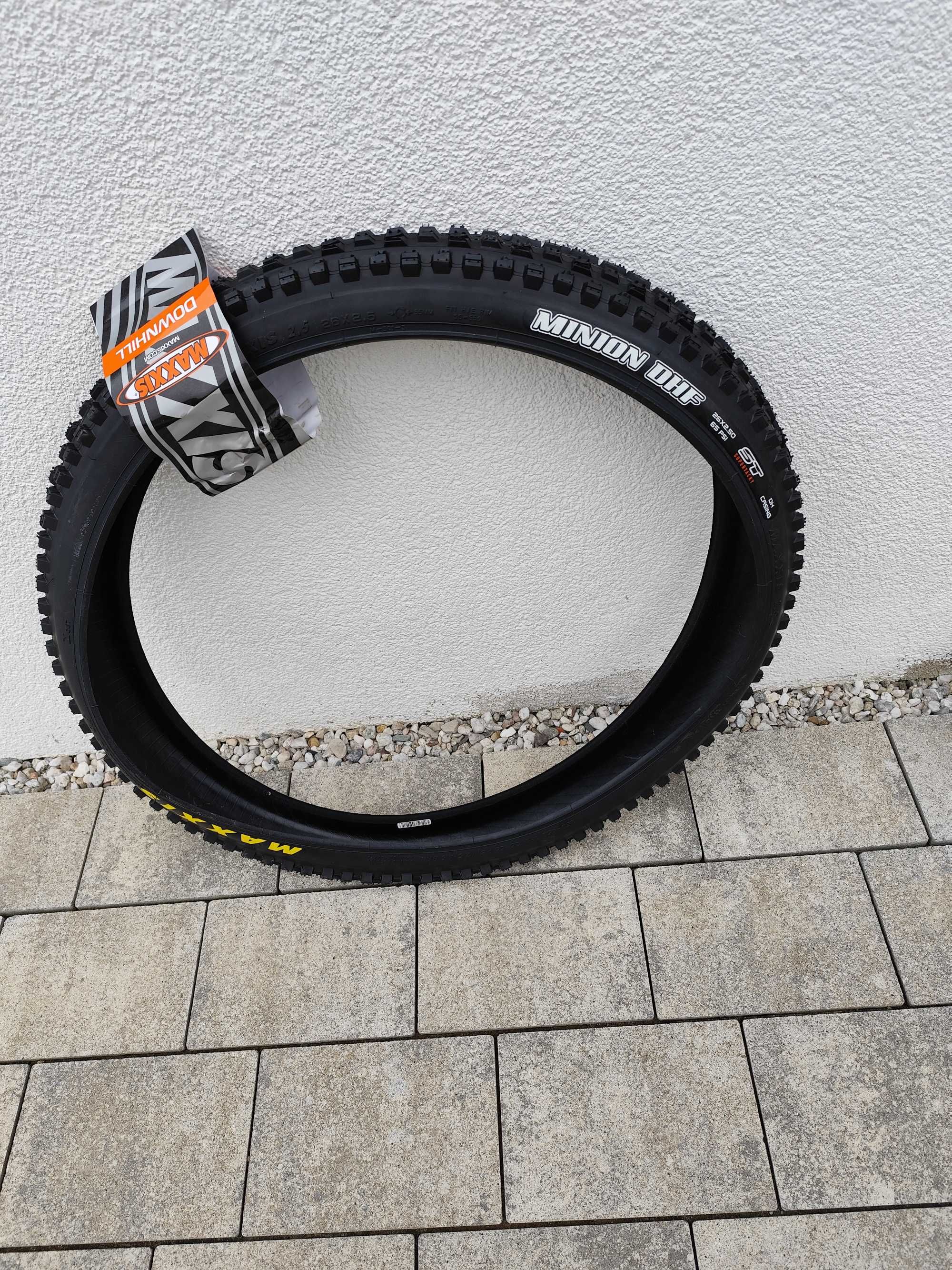 Anvelopa Maxxis Minion