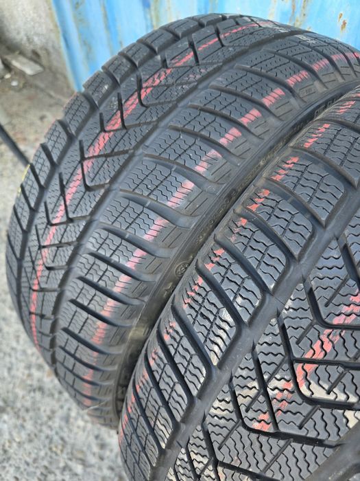 Anvelope Iarnă  225.40.18 Pirelli Runflet  Profil Ca Noi Peste 8mm