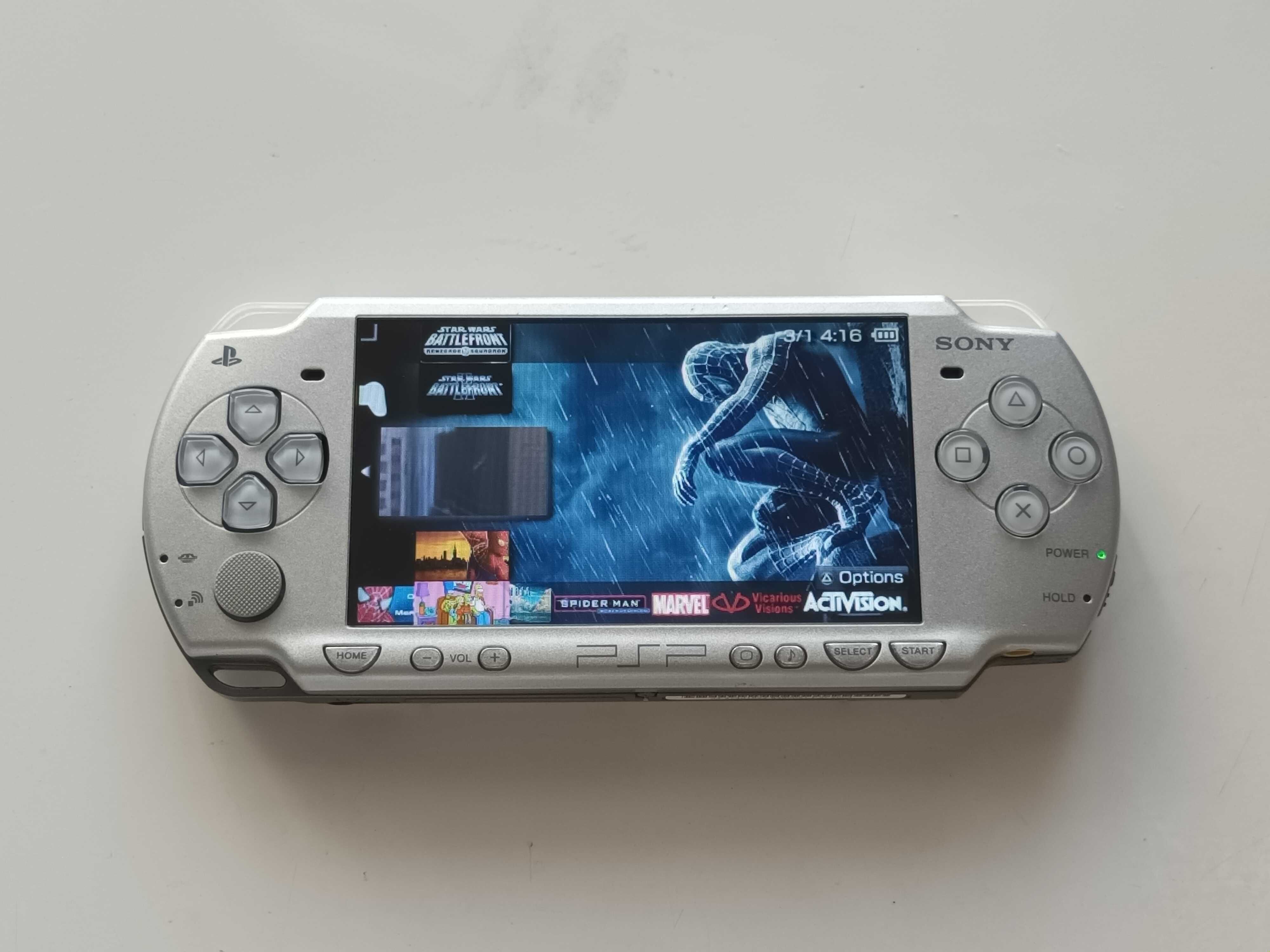 Конзола Sony PSP PlayStation Portable - Качени много игри