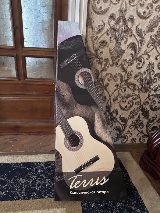 Продается гитара Terris сосотояние новое
