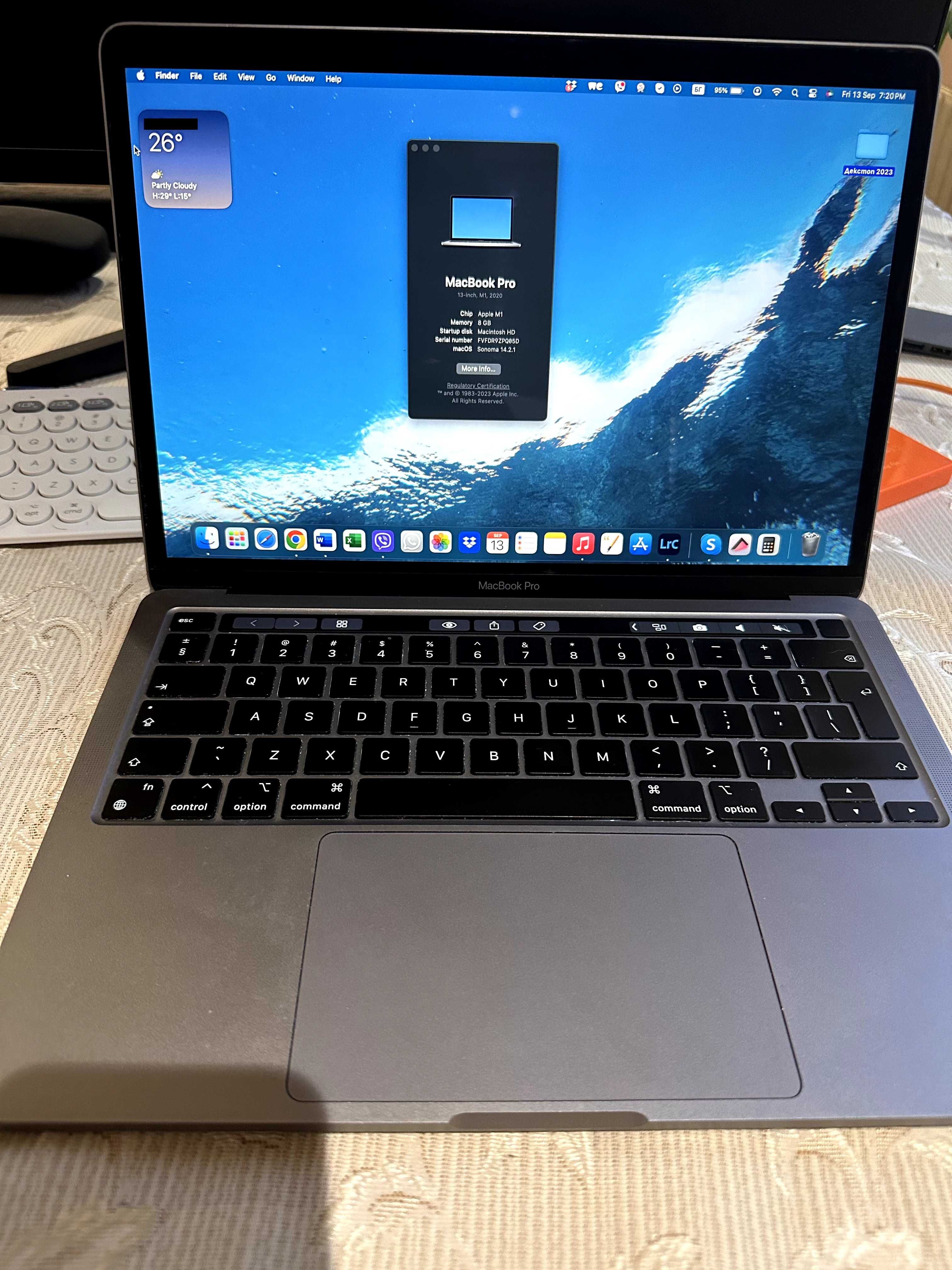 MacBook Pro 13" 2020 M1, 8GB RAM, 256GB SSD
