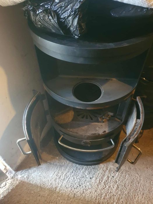 De vanzare  pretul se discuta  la telefon in funtie de care doriti