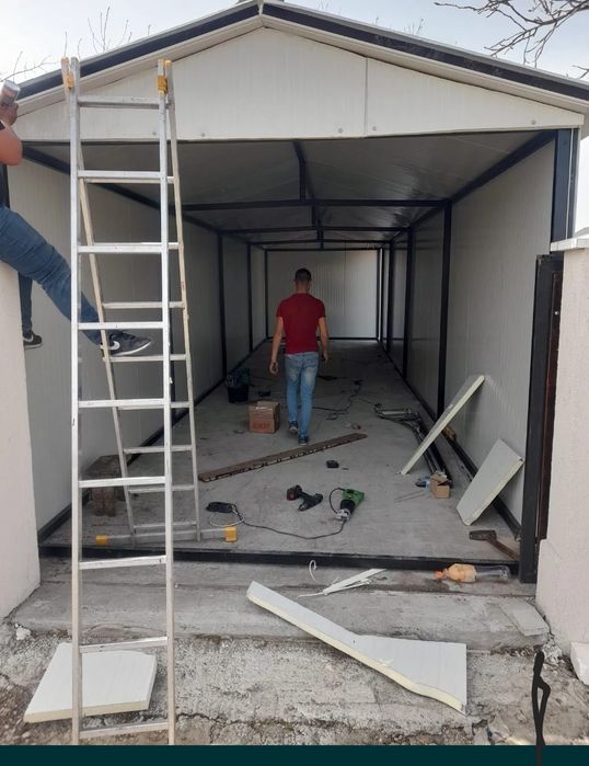 Vând garaje metalice din panouri sandwich 6×4