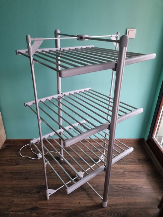 Електрически сгъваем сушилник