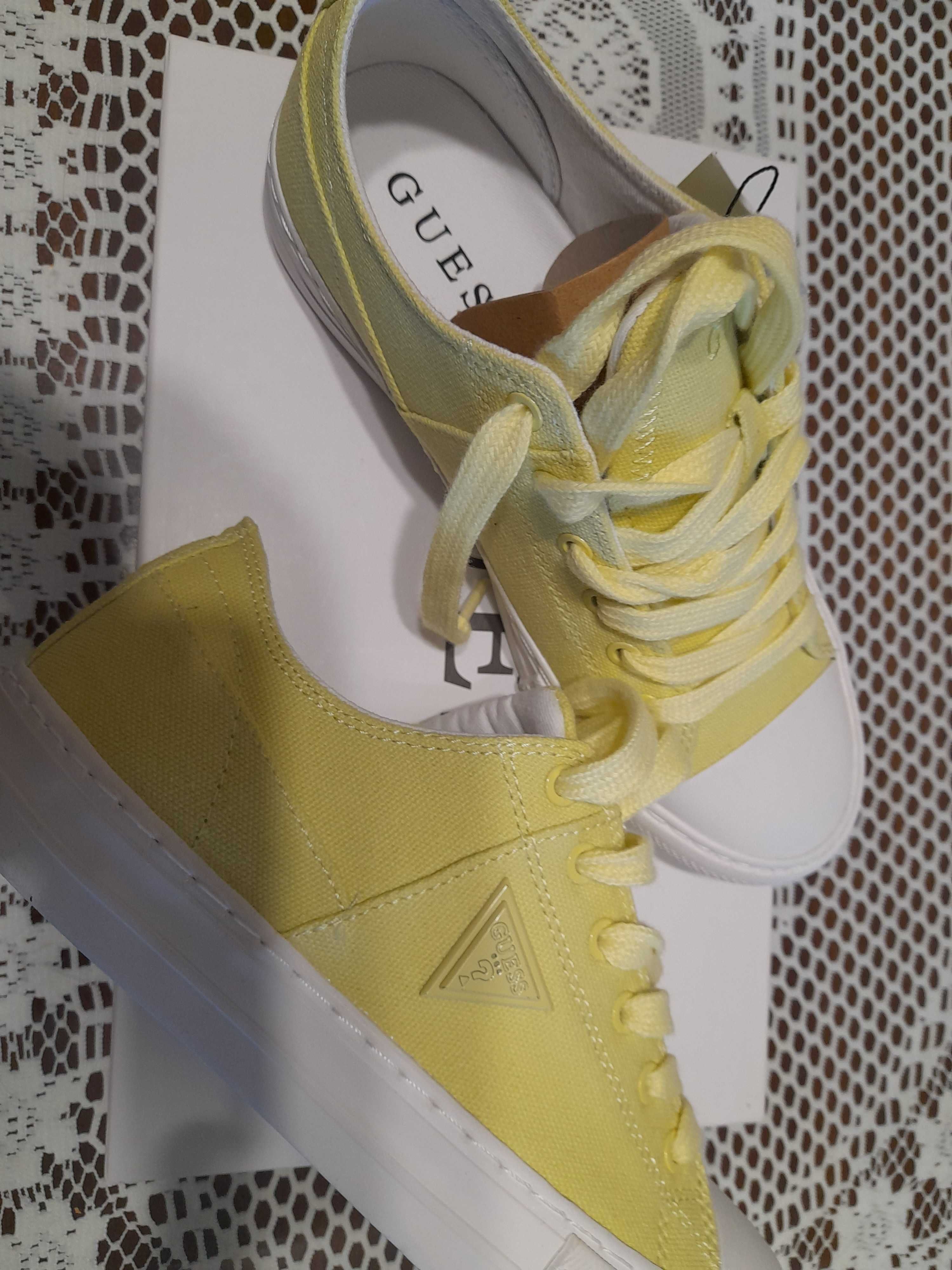 Дамски Кецове GUESS