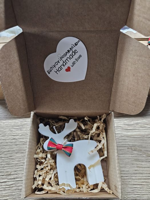 Коледна кутия от соеви свещи със страхотен аромат