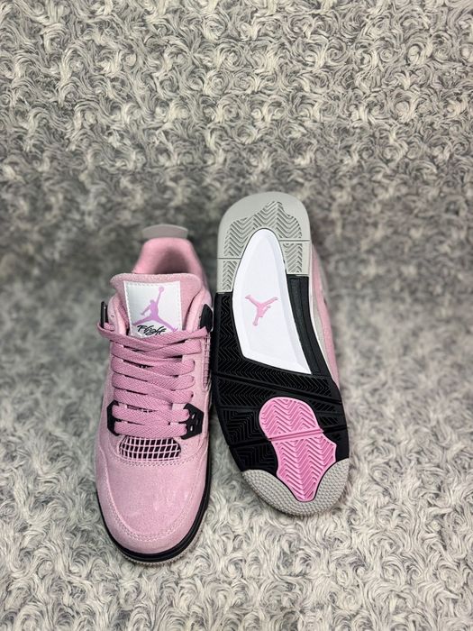 Jordan 4 orchid.