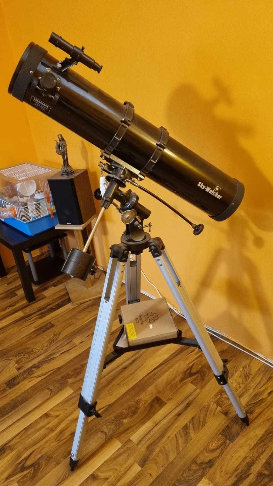 Telescop Sky Watcher cu filtru de soare si lentila pentru aparat foto