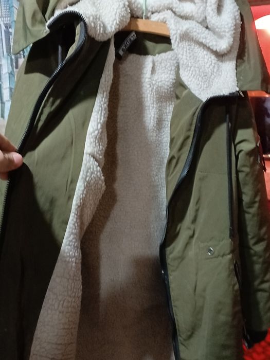 Продам мужская куртка новая размер 50=48