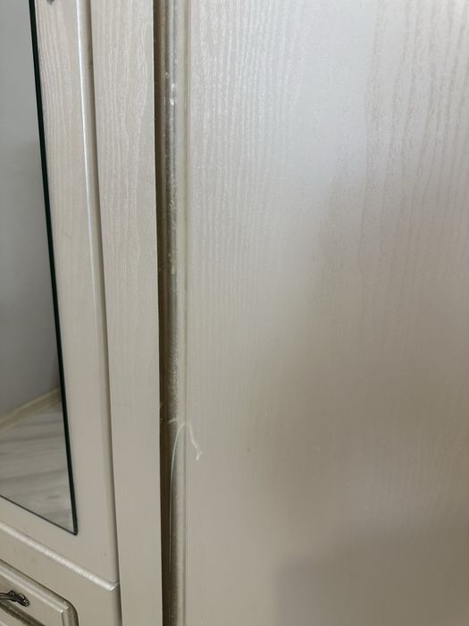 Шкаф в спальню б/у