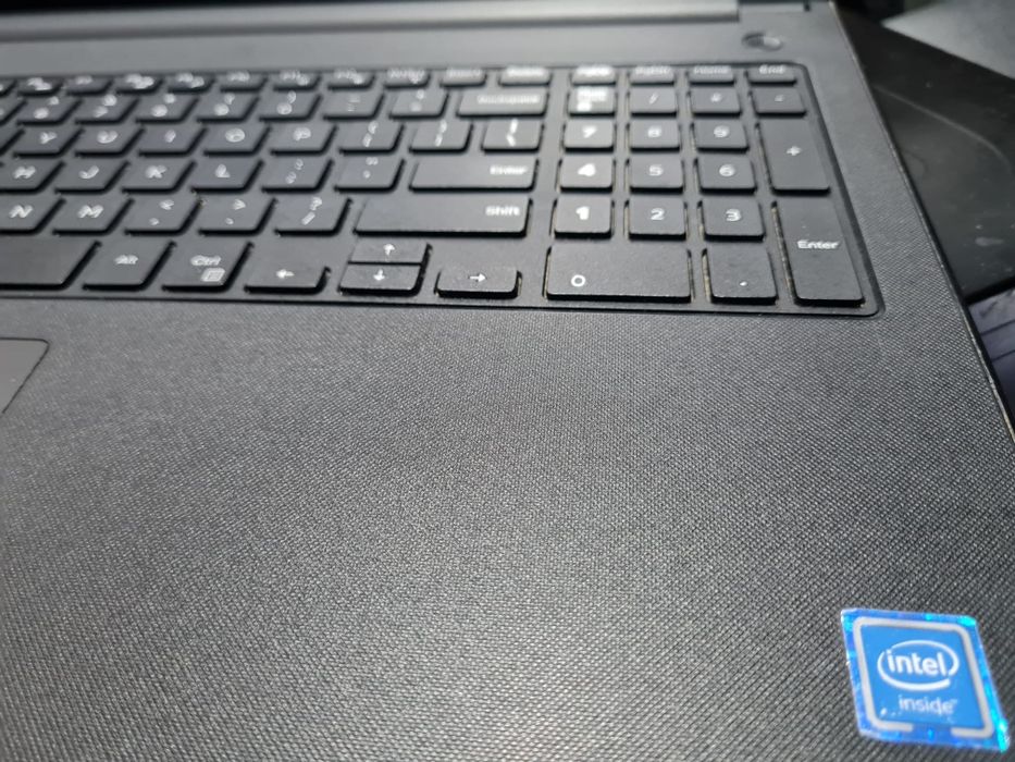 Laptop Dell  8gb , SSD 240gb