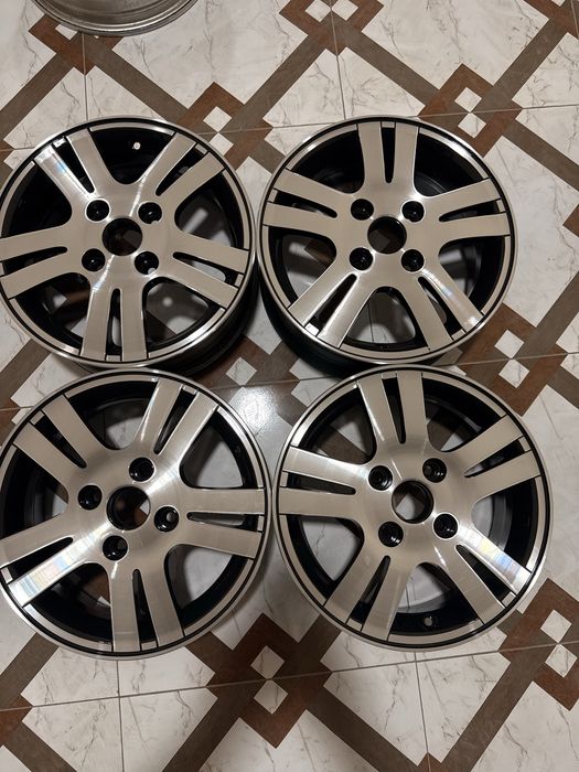 Lasetti quyon diska R15