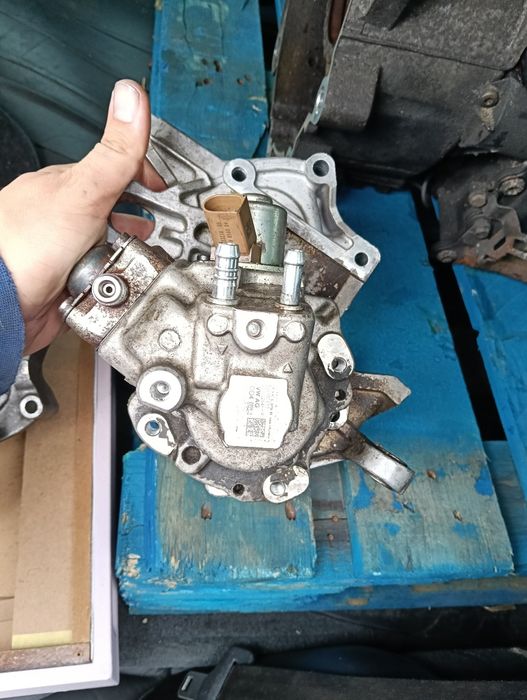 Pompa Înalte Injecție 1.4 Tdi CUS  1.6 Tdi CXX  04b130755E