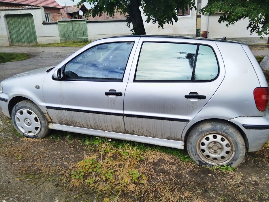 Vand auto ww polo.