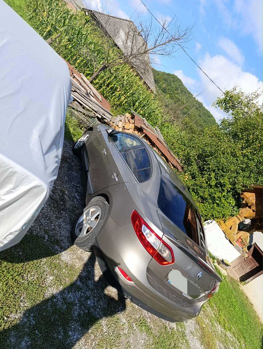 Vand masina,arata impecabil!