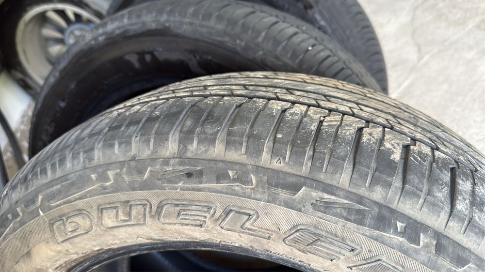 Продам резину р20 265/55 Bridgestone в отличном состоянии 2шт