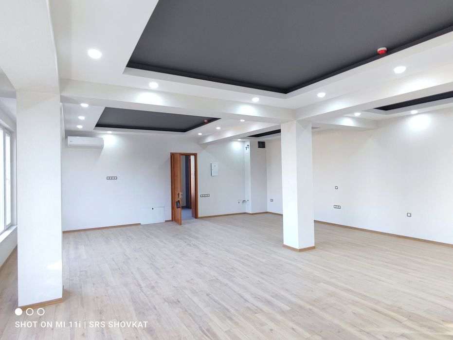 Помещение 400м²-800м² Яккасарай район ориентир Аэропорт Кушбеги Башлык