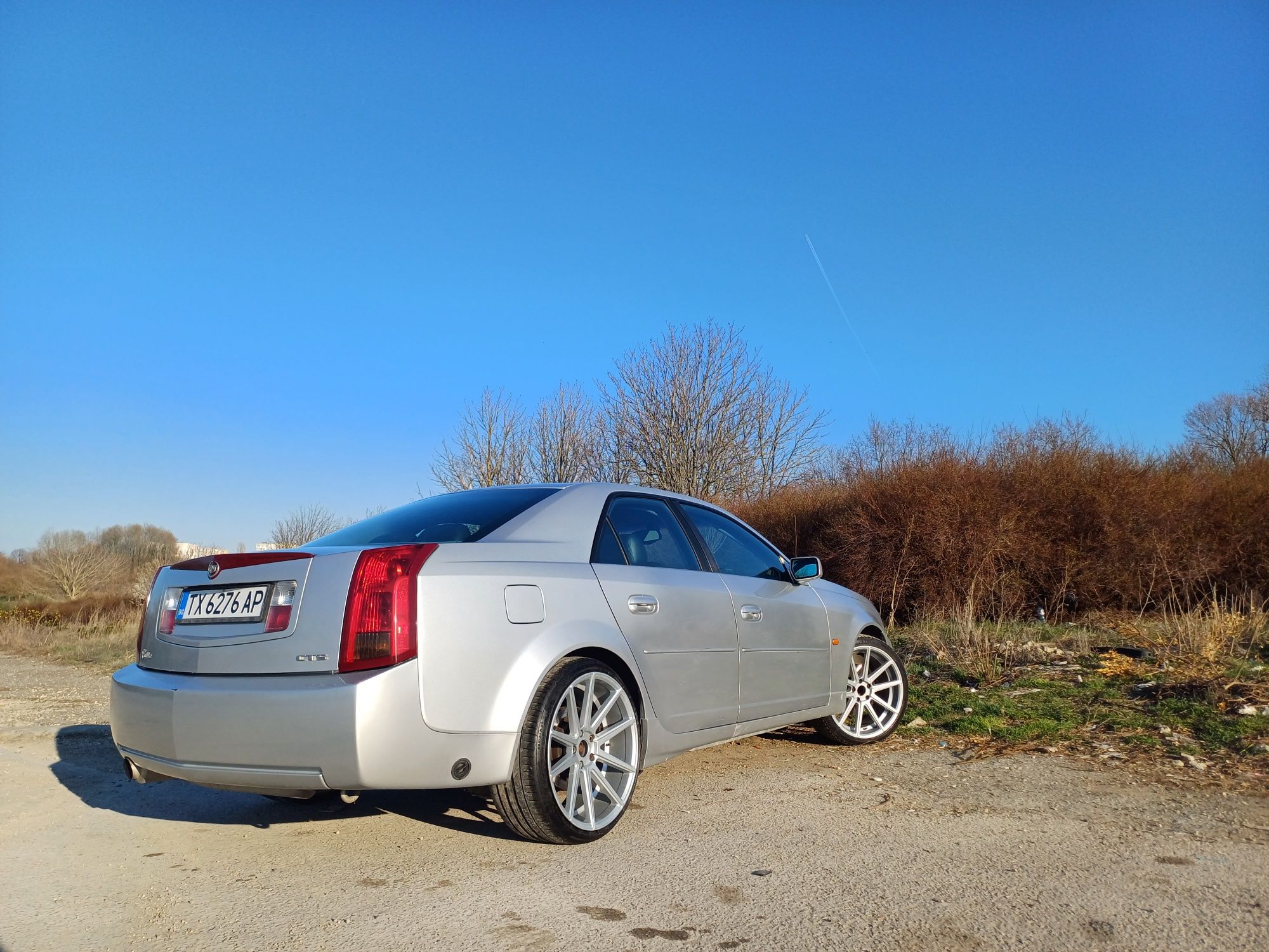 Продавам cadillac cts 3.2 v6 с проблем