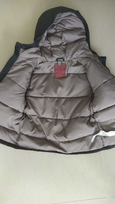 Детски топъл пухен яке ZARA, размер 118 (за възраст 5-6 години)