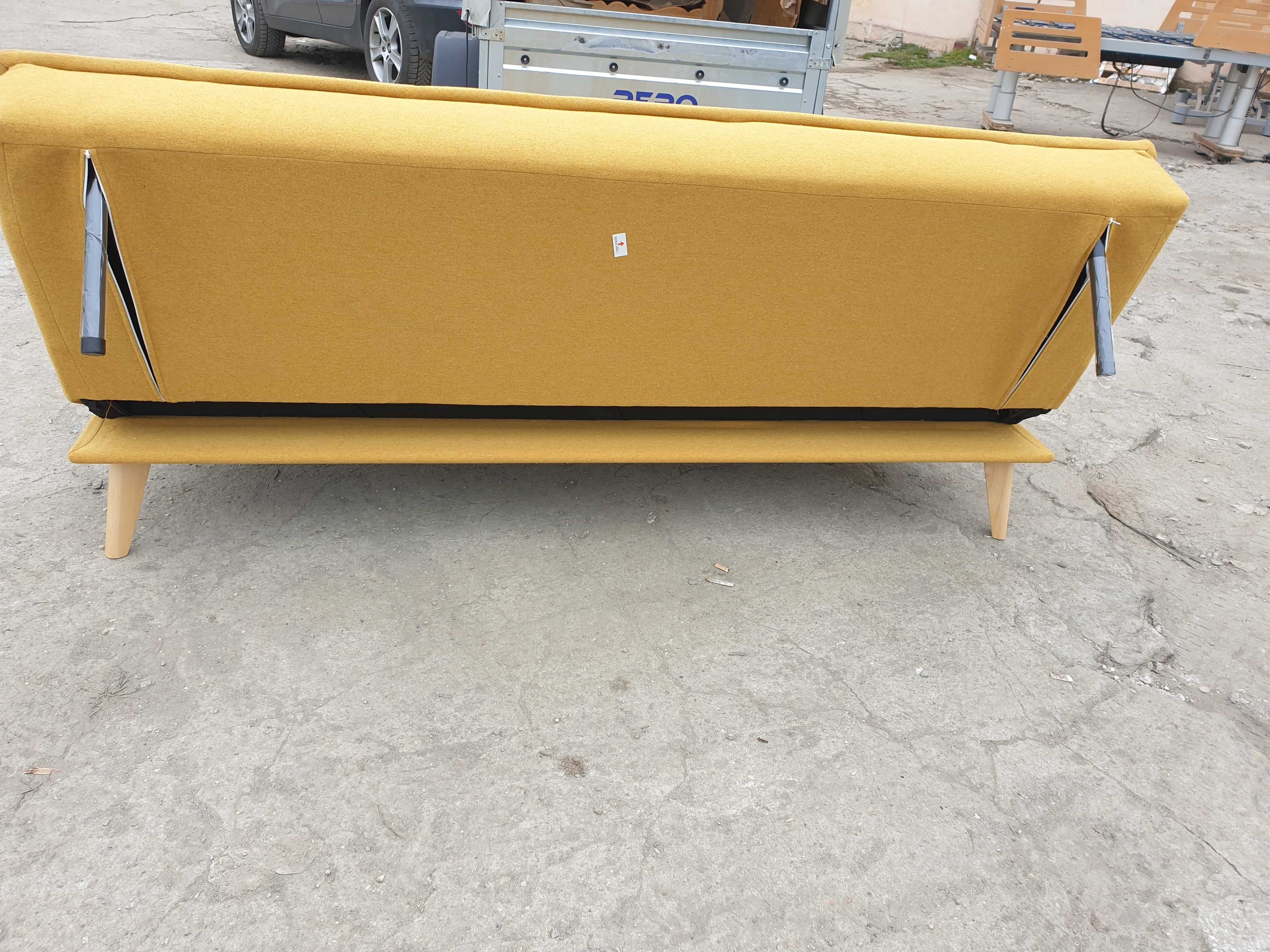 Canapeaua extensibila import-noua