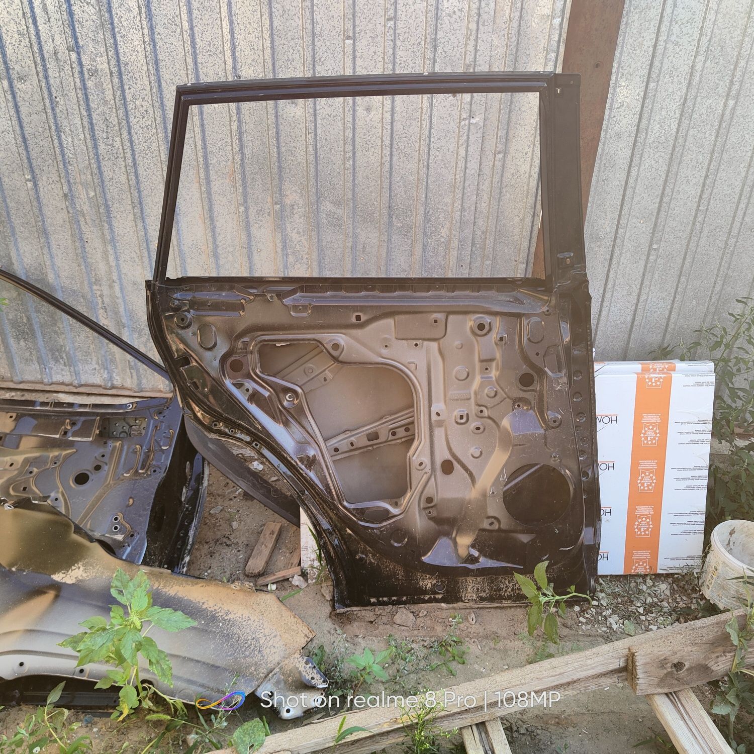 Двери Toyota rav 4 2021 года