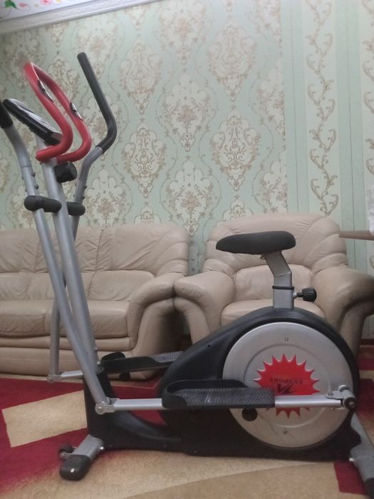 Эллептичпский тренажер сотилади