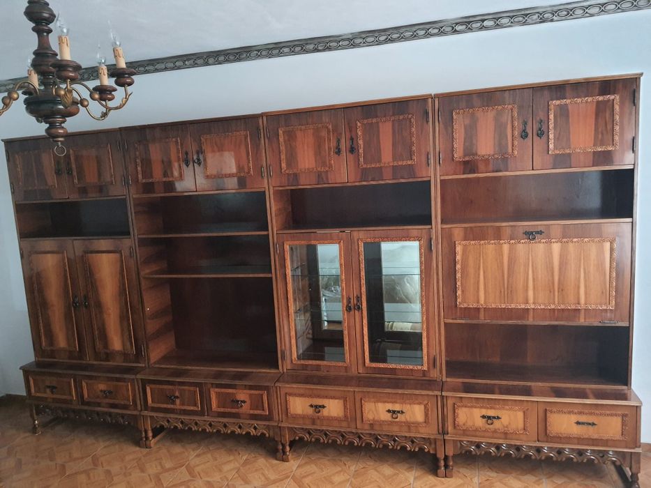 Vând mobila Luxor în stare impecabila