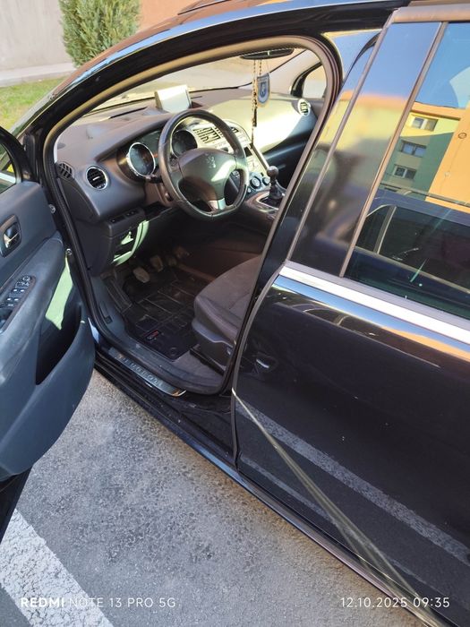 Peugeot 5008 1.6 hdi