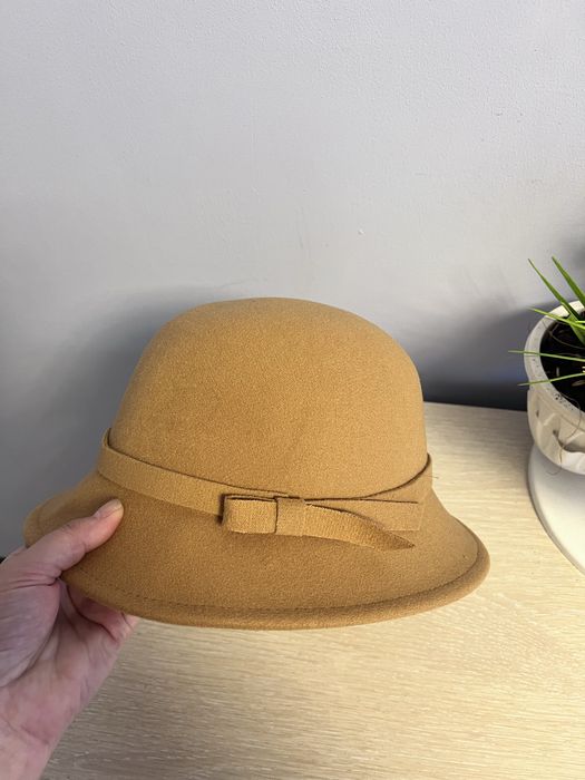 Продам шапку женскую