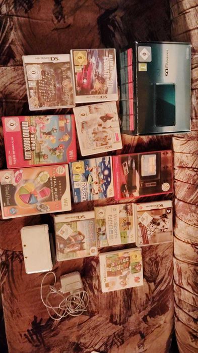 Lot console Nintendo 3DS + jocuri Nintendo