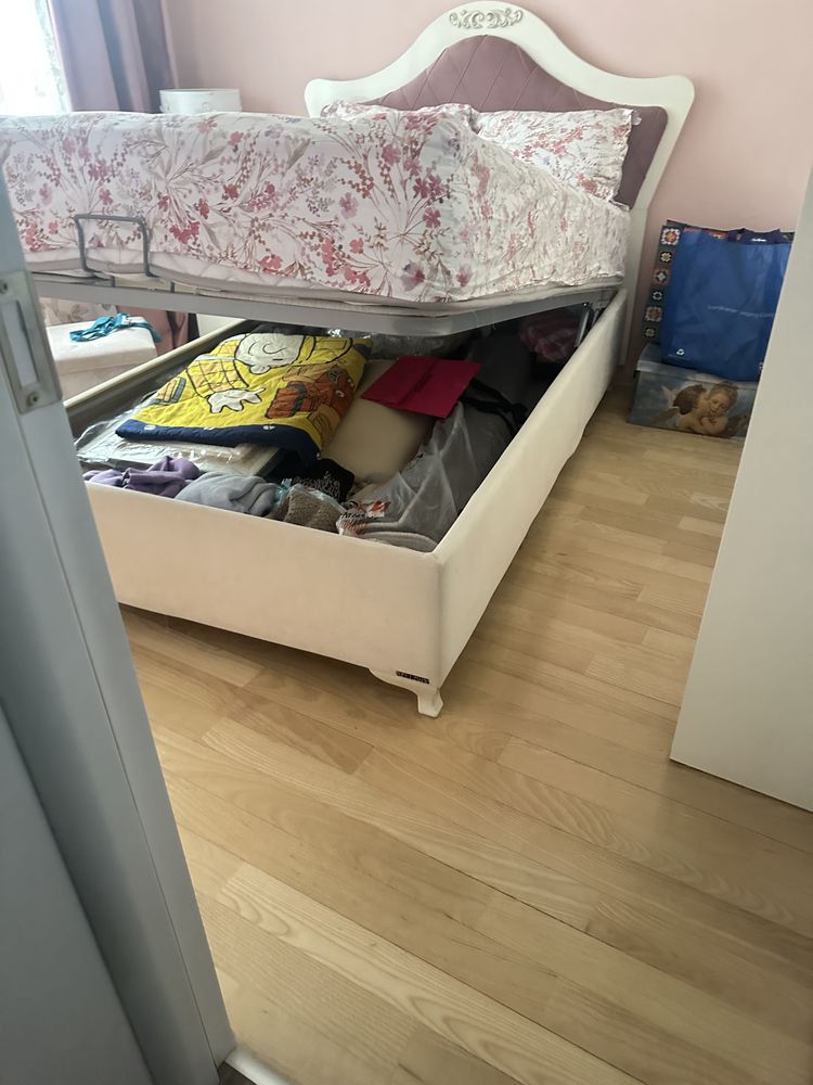Легло Белона с матрак