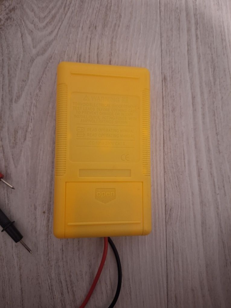 Multimetru digital Wert 2450 DC AC
