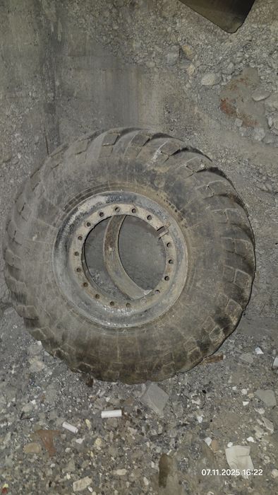 Шины на зил бу..