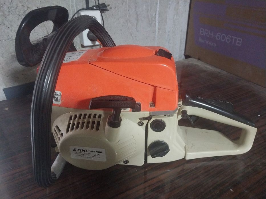 Бензопила STIHL новый
