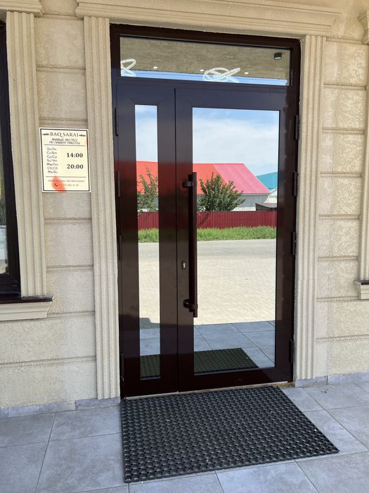 Алюминевые двери,окна,витражи и перегородки