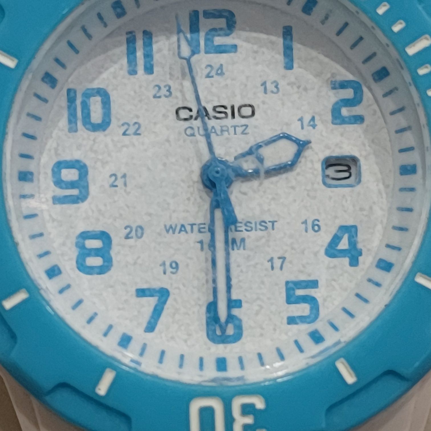 Продам женские часы CASIO