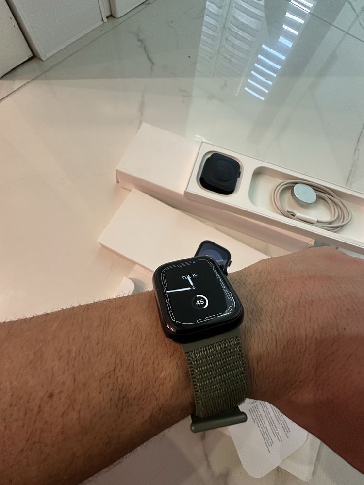 Apple watch 9 45mm midnight