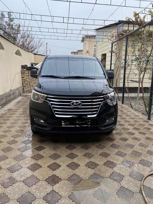 Hunday Grand Starex sotiladi