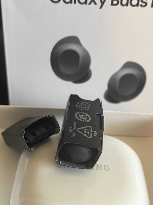 Casti bluetooth Samsung Galaxy Buds FE, ANC + accesorii sigilate