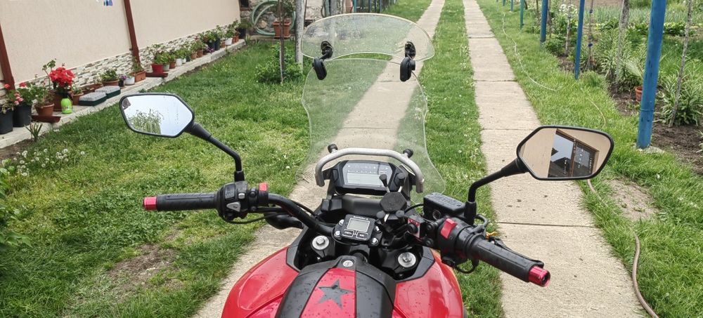 Vând morocicletă Honda