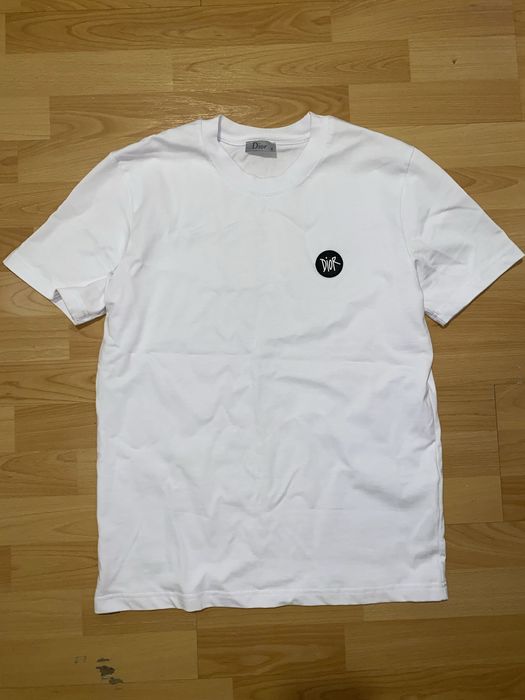 tricou dior ( nu jordan amiri nike versace dsquared)