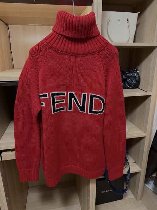 Hoodie Fendi rosu