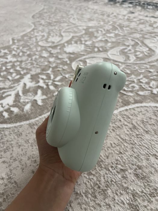 Instax mini 12 (В идеальном состоянии)