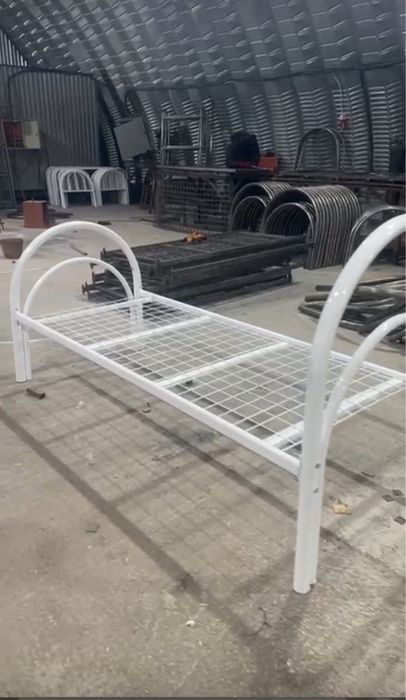 Двухъярусный кровати