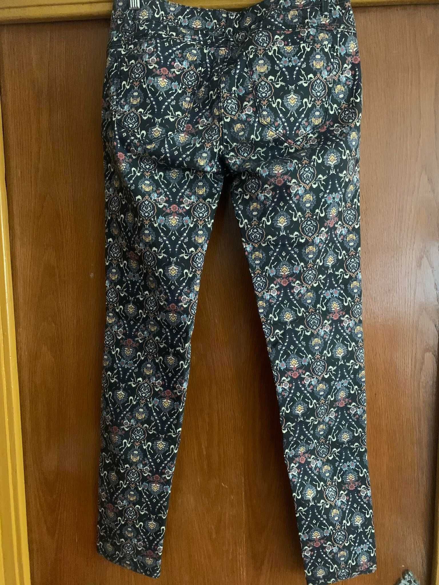 pantaloni dama elastici marca Stradivarius, nefolositi