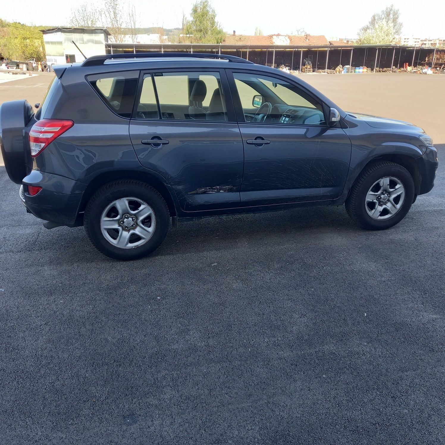 Автомобил Toyota  RAV-4 2011г