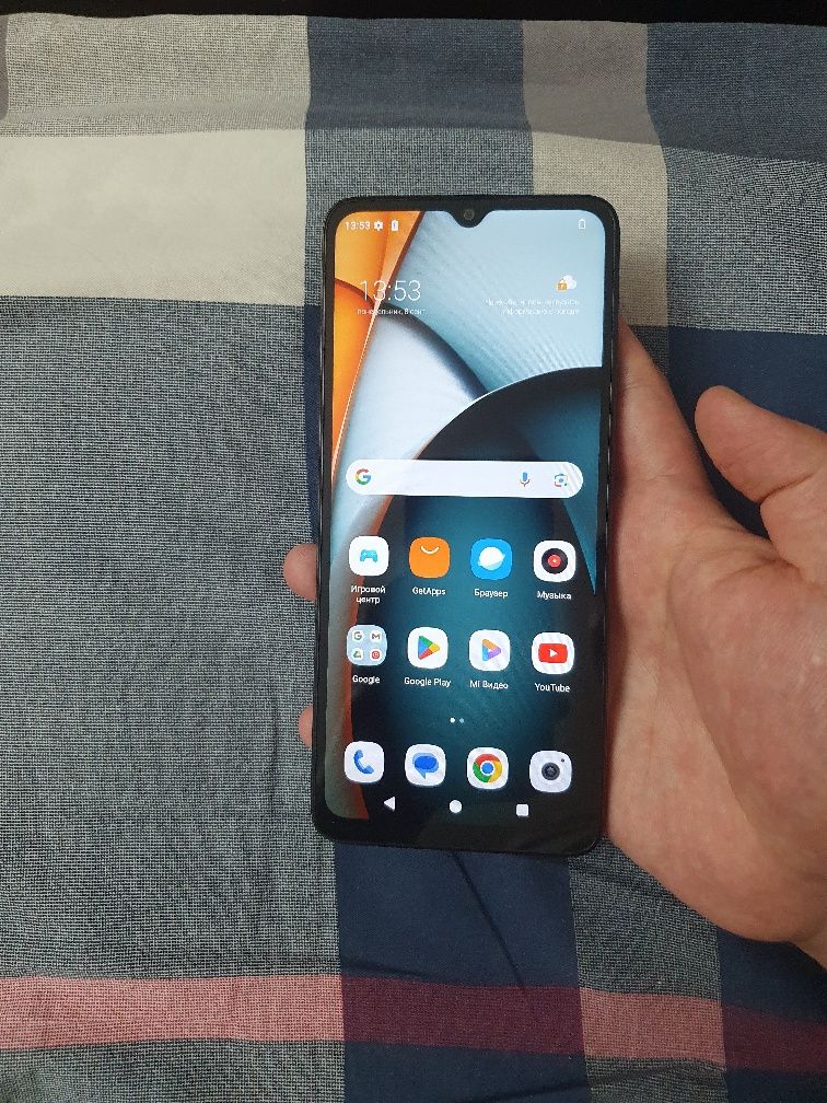 Srochna sotiladi Xiaomi Redmi A3 4/128Gb Black Xolati ideal Zor
